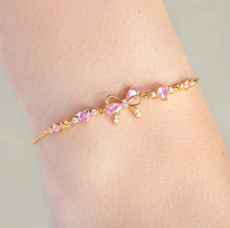 Pulsera Lazo Corazón – Acabado Dorado